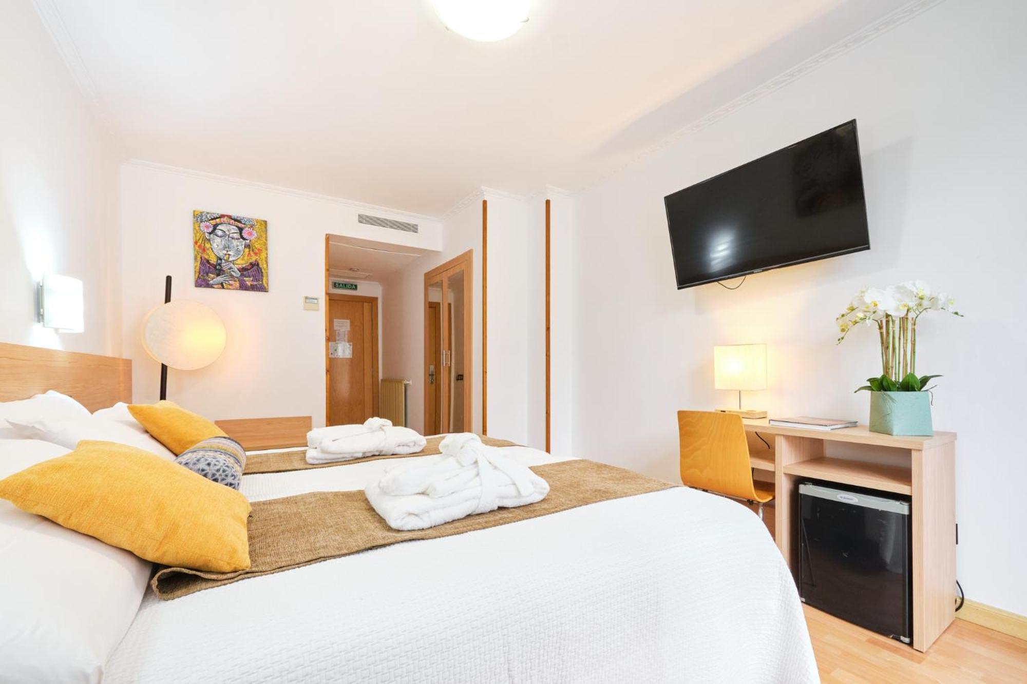 Hotel Don Manuel Gijon Bagian luar foto