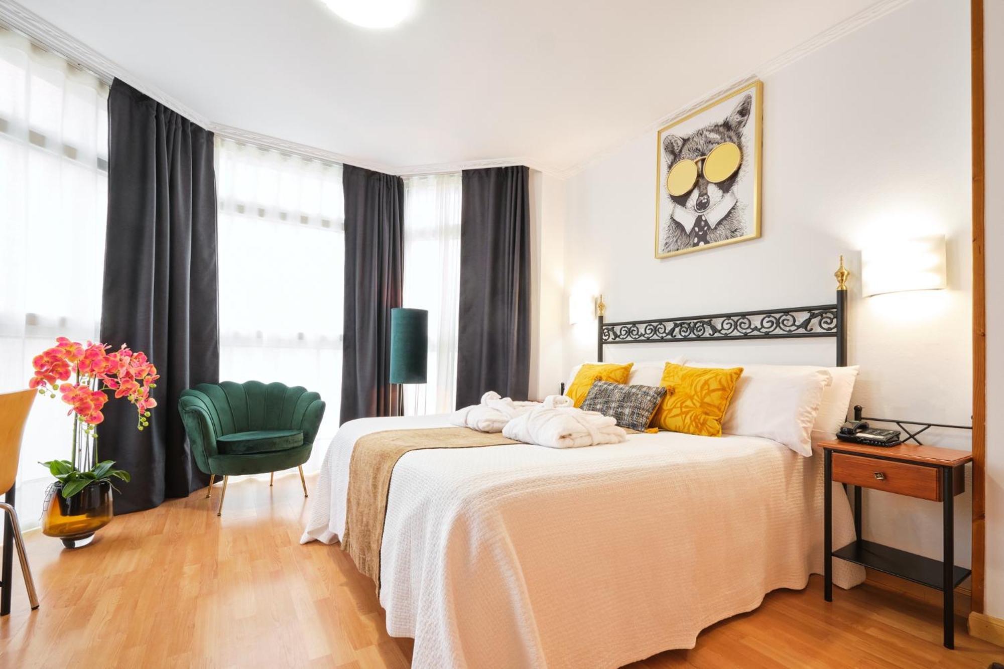 Hotel Don Manuel Gijon Bagian luar foto