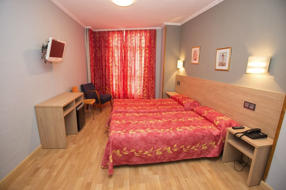 Hotel Don Manuel Gijon Bagian luar foto